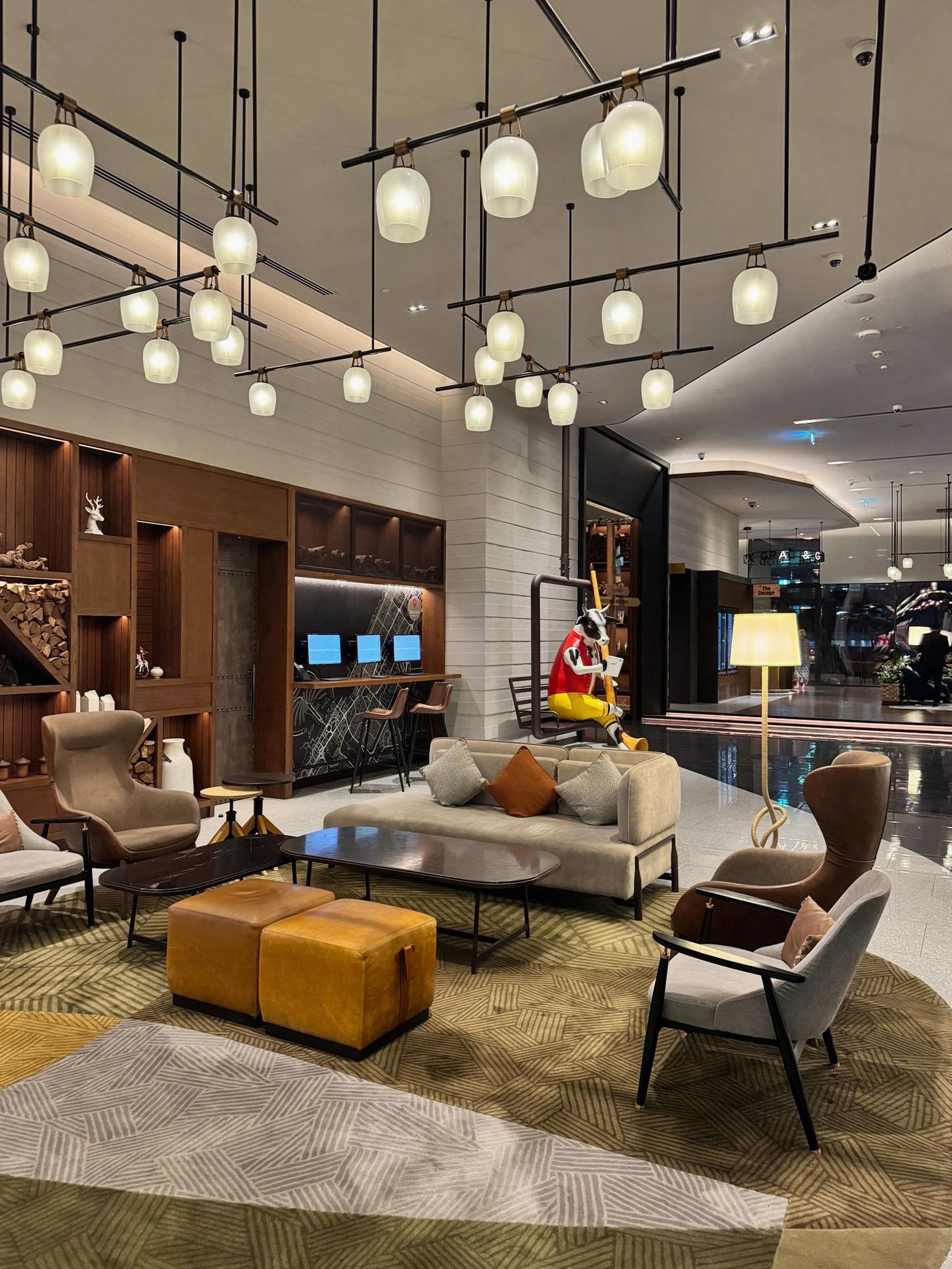 Chic hotel decor